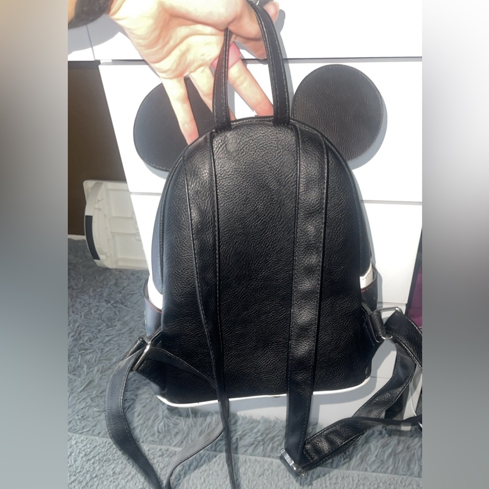 Loungefly Disney Mickey Dia De Los Muertos
Backpack - Picture 4 of 5